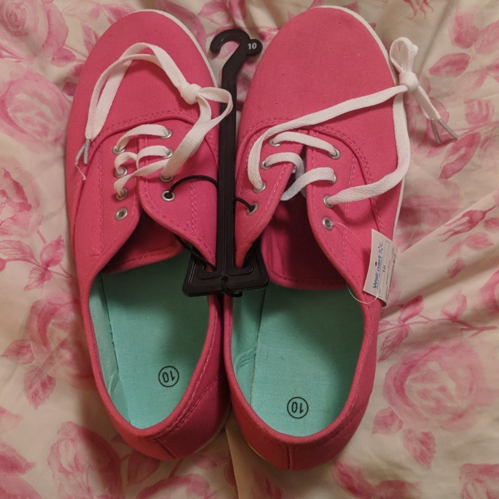 Brand new pink sneakers!